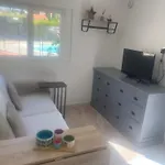 Bas De Composee D'un 3 Pieces Et D'un Avec Piscine Privee *